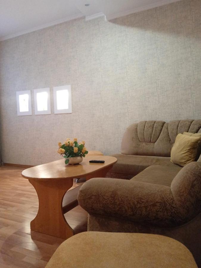 Apartment On Vasilka 4 Grodno Bagian luar foto